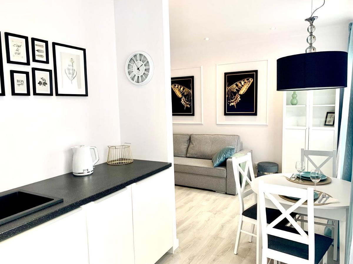 Apartamenty Sienkiewicza - Bezplatny Parking, Centrum, Park, Fv Kielce Ngoại thất bức ảnh
