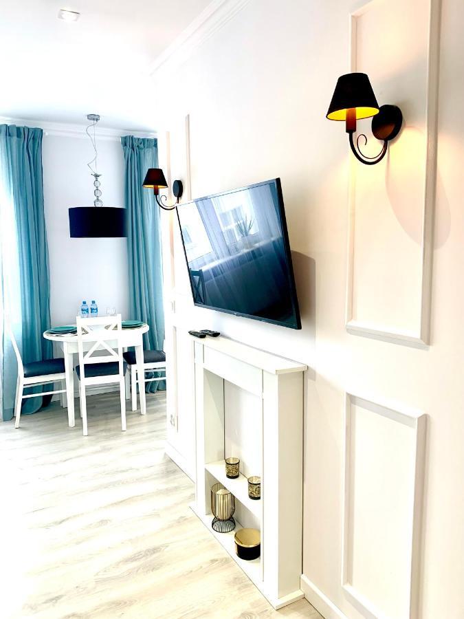 Apartamenty Sienkiewicza - Bezplatny Parking, Centrum, Park, Fv Kielce Ngoại thất bức ảnh