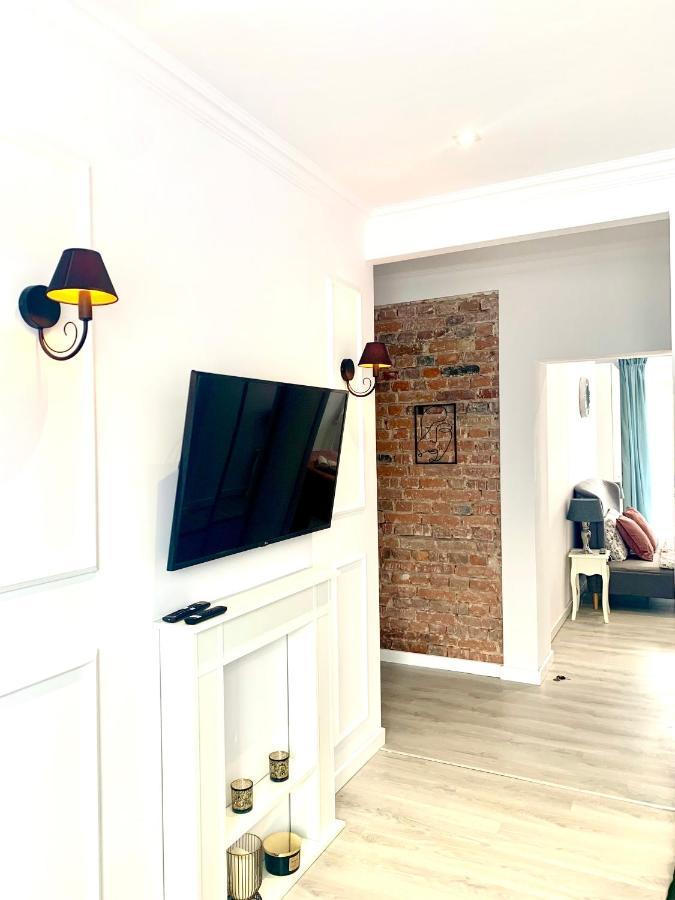 Apartamenty Sienkiewicza - Bezplatny Parking, Centrum, Park, Fv Kielce Ngoại thất bức ảnh