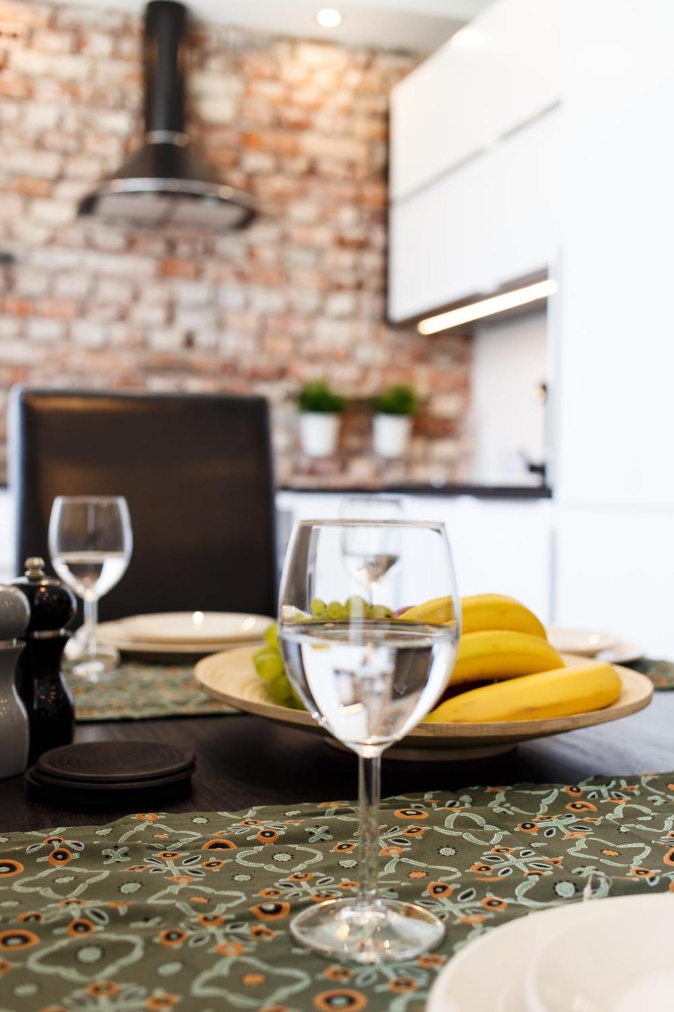 Apartamenty Sienkiewicza - Bezplatny Parking, Centrum, Park, Fv Kielce Ngoại thất bức ảnh