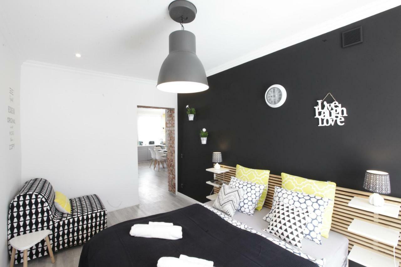 Apartamenty Sienkiewicza - Bezplatny Parking, Centrum, Park, Fv Kielce Ngoại thất bức ảnh